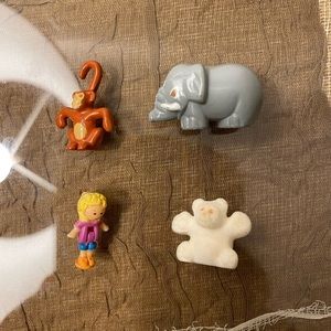 COPY - Vintage 1989 Polly Pocket Wild Zoo World 🦜🐬🦁🦒🐒🐘🐻‍❄️